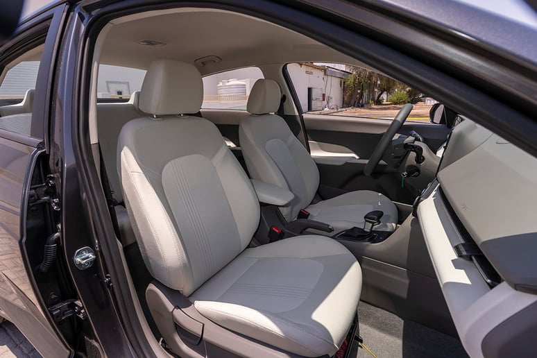 Hyundai Accent (Серый), 2024 для аренды в Абу-Даби