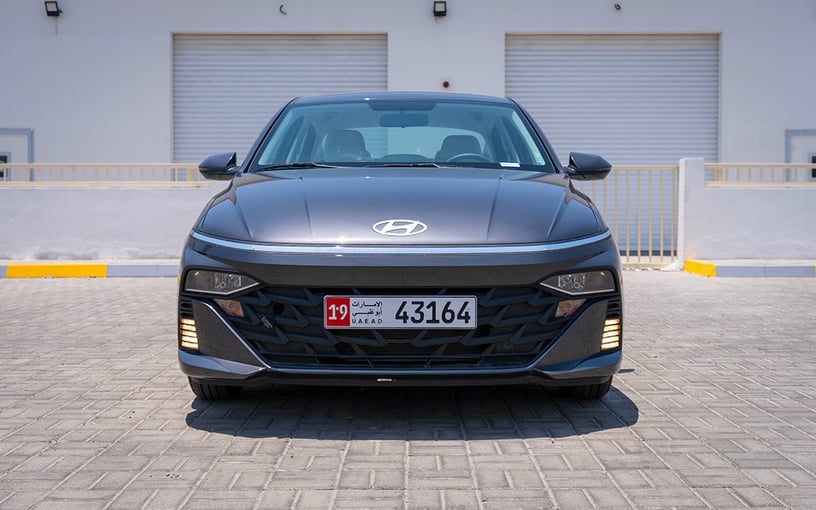 Hyundai Accent (Серый), 2024 для аренды в Абу-Даби
