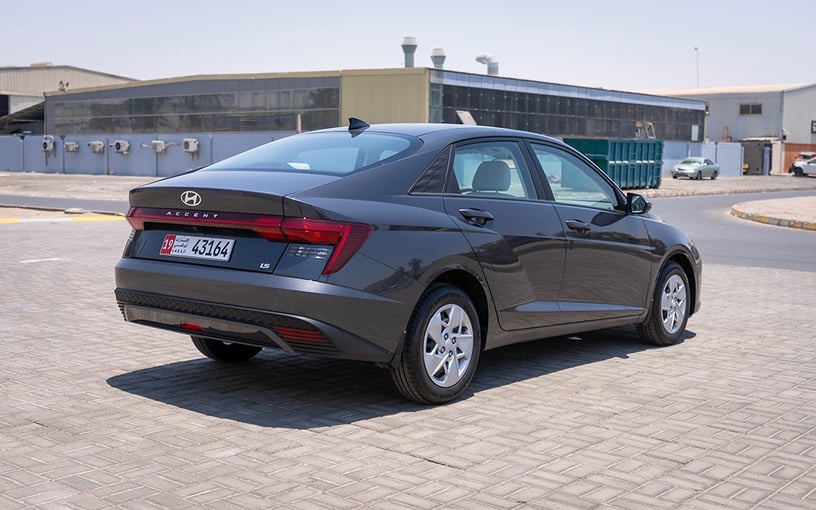 Hyundai Accent (Серый), 2024 для аренды в Абу-Даби