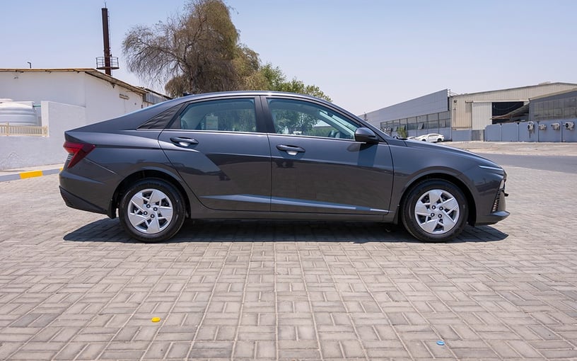 Hyundai Accent (Серый), 2024 для аренды в Абу-Даби