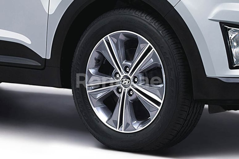 Hyundai Creta (Gris), 2020 para alquiler en Dub&aacute;i
