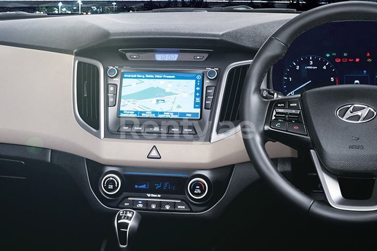 Hyundai Creta (Gris), 2020 para alquiler en Dub&aacute;i