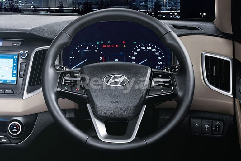 Hyundai Creta (Gris), 2020 para alquiler en Dub&aacute;i