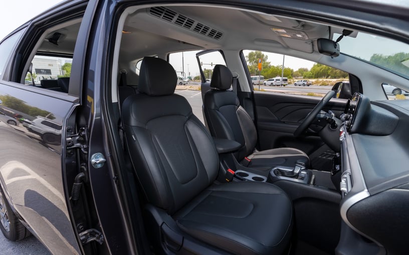 Hyundai Stargazer (Grigio), 2024 - offerte di leasing in Abu Dhabi