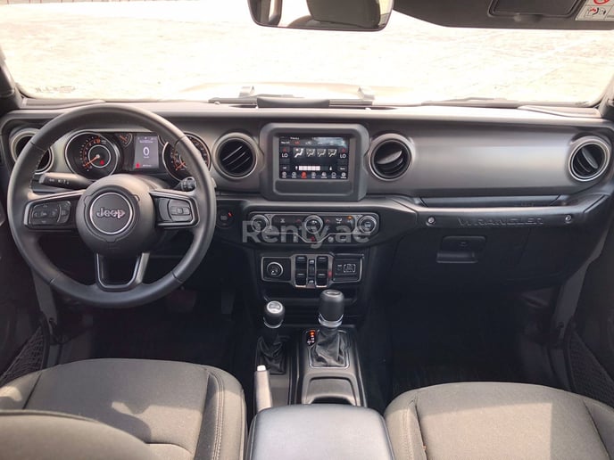 Jeep Wrangler Unlimited Sports (Grigio), 2021 in affitto a Dubai