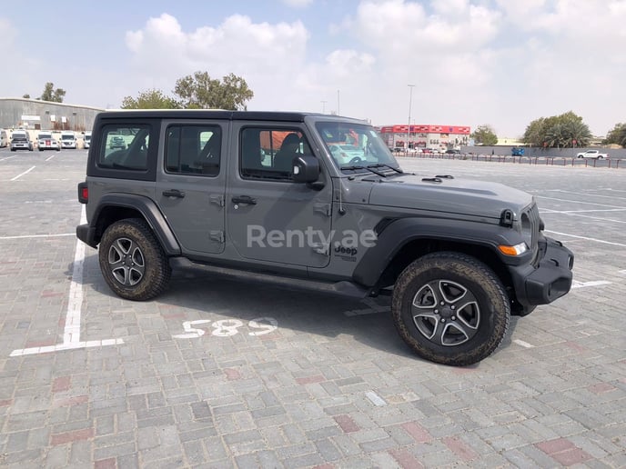 Jeep Wrangler Unlimited Sports (Grigio), 2021 in affitto a Dubai