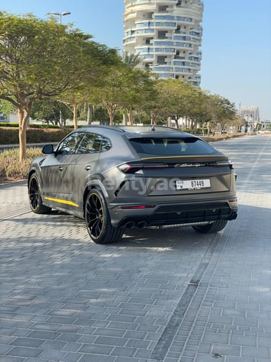 Lamborghini Urus Capsule (Grise), 2021 &agrave; louer &agrave; Ras Al Khaimah