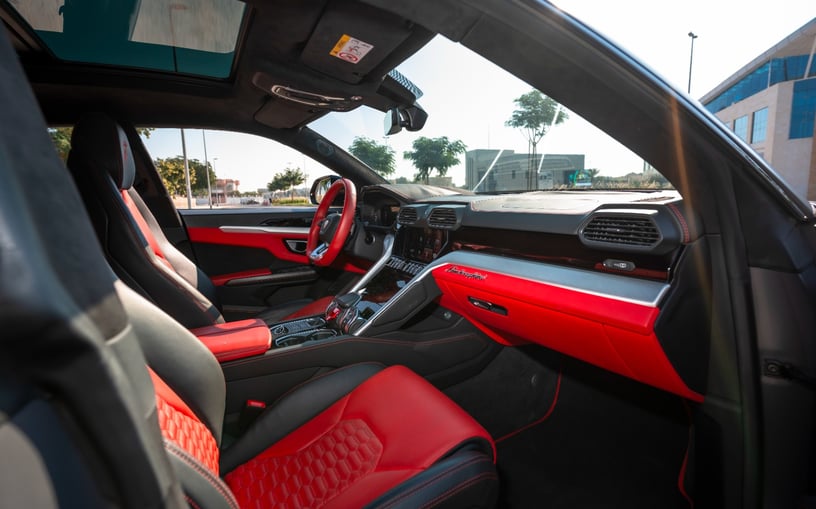 Lamborghini Urus (Серый), 2022 для аренды в Дубай