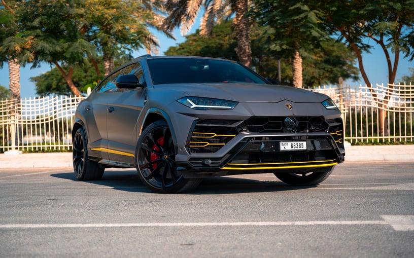 Lamborghini Urus (Серый), 2022 для аренды в Дубай