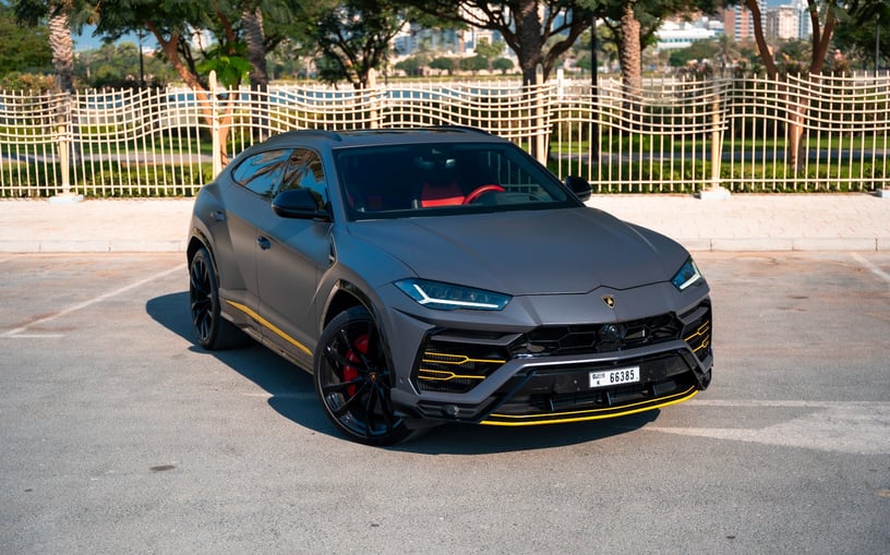 Lamborghini Urus (Серый), 2022 для аренды в Дубай
