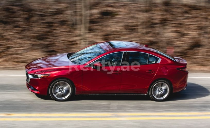 Dubai'de kiralık Mazda 3 (Gri), 2019