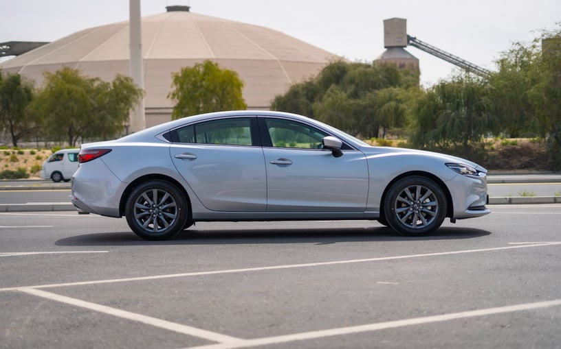 Mazda 6 (Gris), 2024 para alquiler en Sharjah