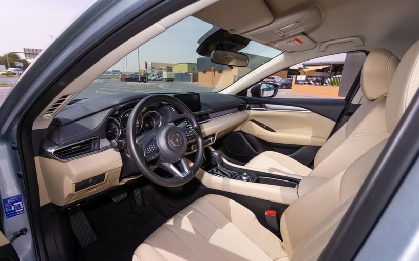 Mazda 6 (Gris), 2024 para alquiler en Sharjah