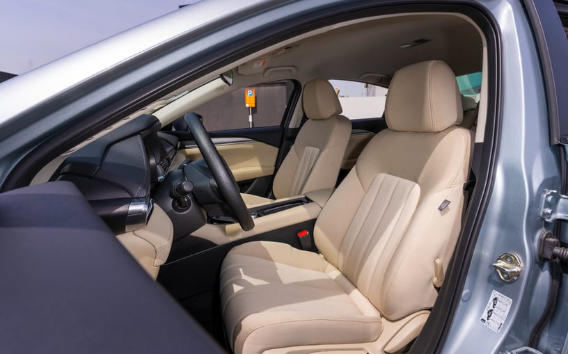 Mazda 6 (Gris), 2024 para alquiler en Sharjah