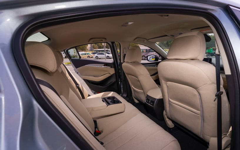 Mazda 6 (Gris), 2024 para alquiler en Sharjah