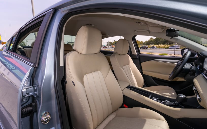 Mazda 6 (Gris), 2024 para alquiler en Sharjah