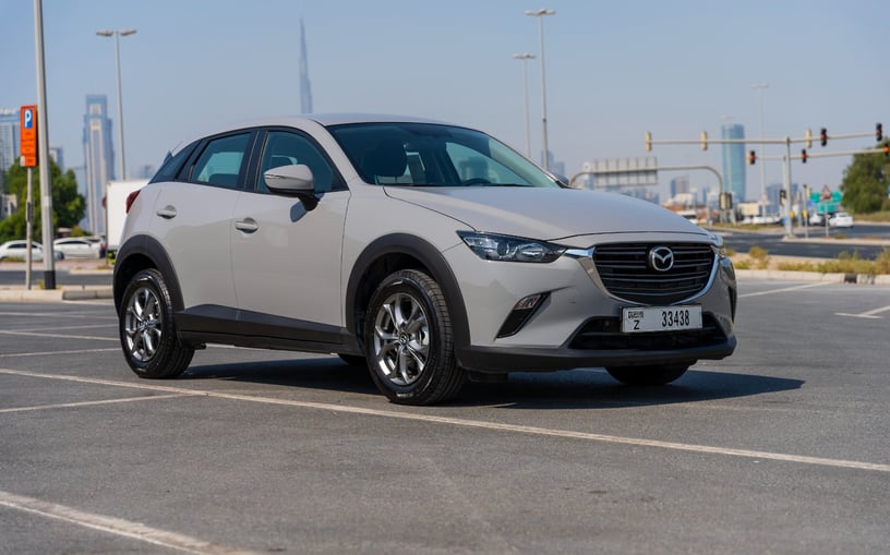 Mazda CX3 (Grau), 2024  zur Miete in Abu Dhabi