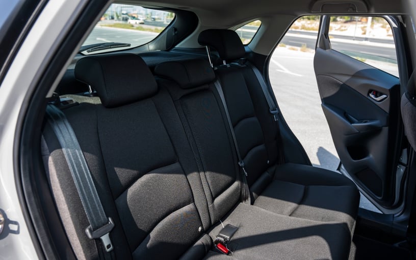 Mazda CX3 (Grau), 2024  zur Miete in Abu Dhabi