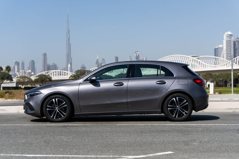 Mercedes A180 (Grau), 2023  zur Miete in Sharjah