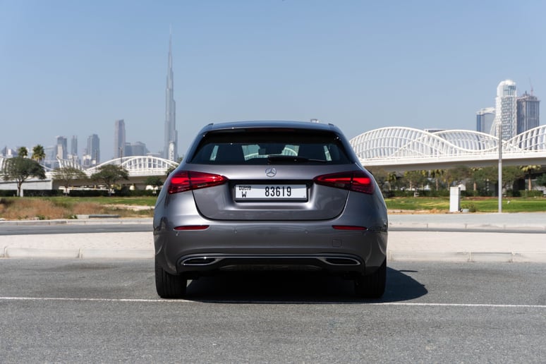 Mercedes A180 (Grau), 2023  zur Miete in Sharjah