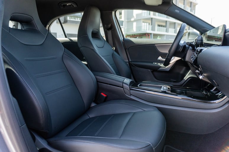 Mercedes A180 (Grau), 2023  zur Miete in Sharjah