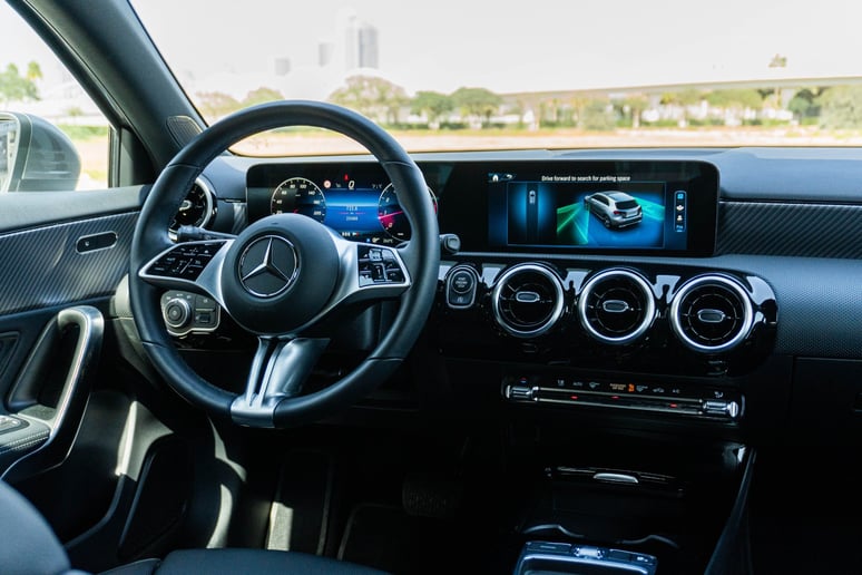 Mercedes A180 (Grau), 2023  zur Miete in Sharjah
