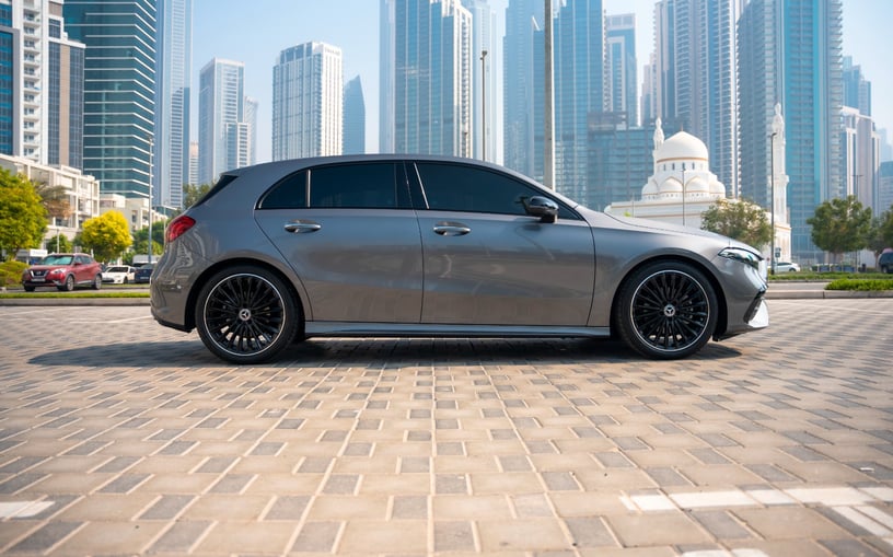 Mercedes A200 (Grau), 2025 - Leasingangebote in Sharjah
