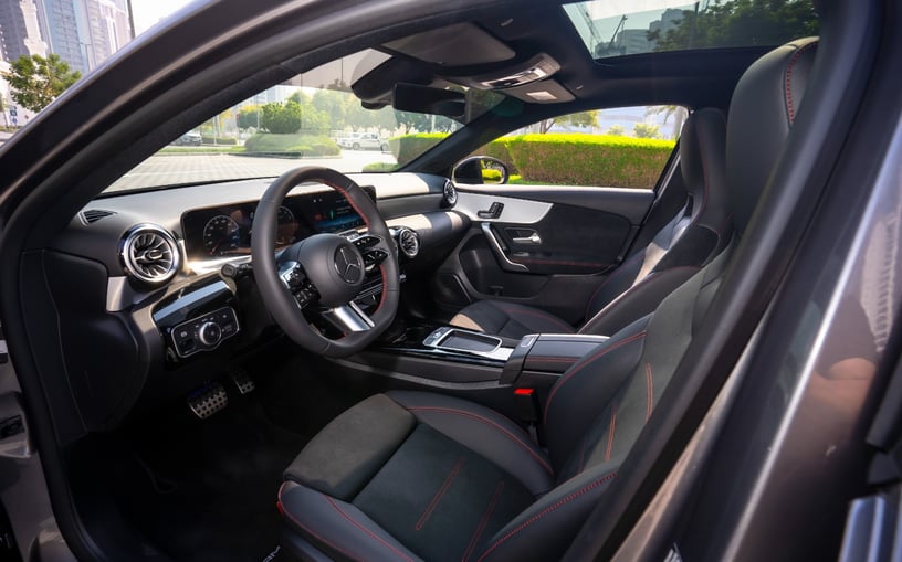 Mercedes A200 (Grau), 2025 - Leasingangebote in Sharjah