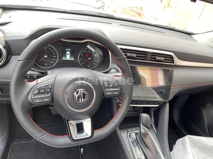 MG ZS (Grey), 2022 for rent in Dubai