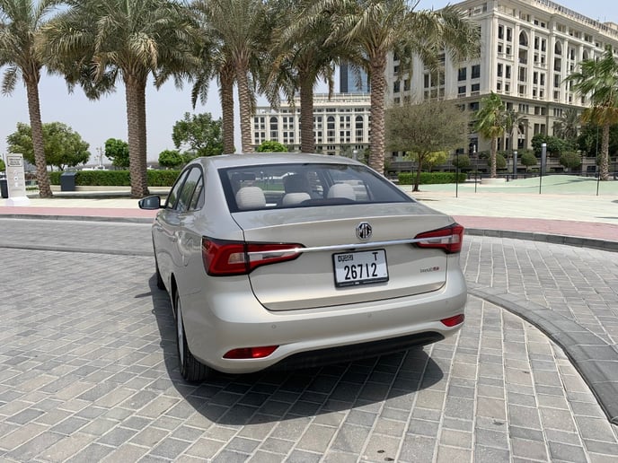 MG5 (Grigio), 2025 in affitto a Ras Al Khaimah