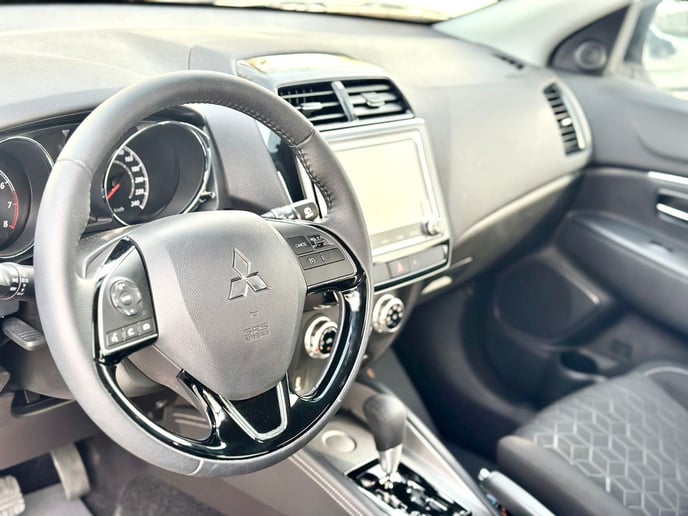 Mitsubishi ASX (Blanc), 2024 &agrave; louer &agrave; Duba&iuml;