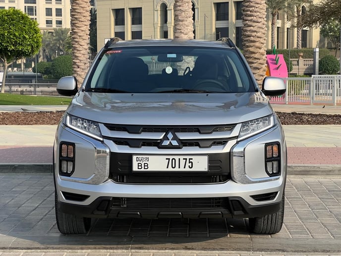 Mitsubishi ASX (Grau), 2025  zur Miete in Ras Al Khaimah