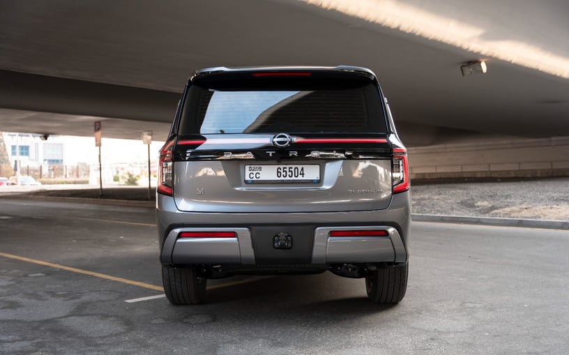 Nissan Patrol Platinum V6 (Grigio), 2025 in affitto a Abu Dhabi