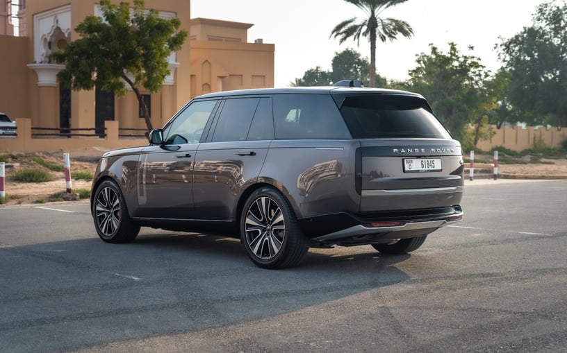 Range Rover Vogue HSE (Grey), 2023 for rent in Ras Al Khaimah 2