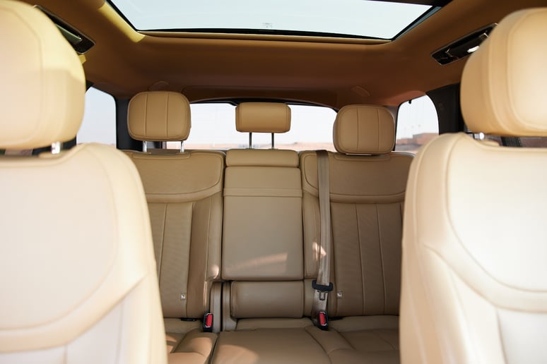 Range Rover Vogue HSE (Grigio), 2023 in affitto a Dubai