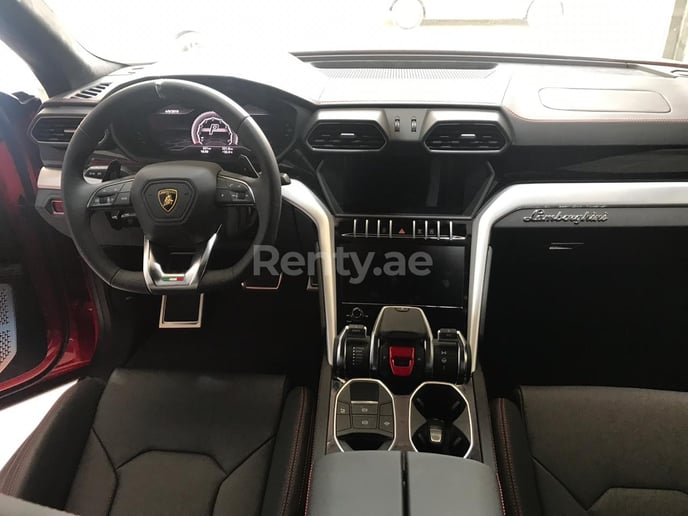 Lamborghini Urus (Rouge), 2019 &agrave; louer &agrave; Duba&iuml;