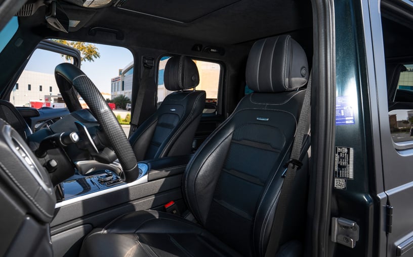 梅赛德斯 G63 AMG (哑光黑), 2022 - 沙迦租赁报价