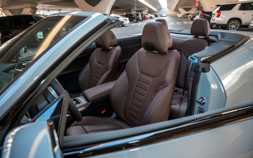 BMW 420i (Nardo grau), 2025  zur Miete in Sharjah