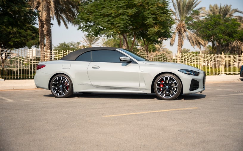 BMW 420i (Nardo grijs), 2025 - lease-aanbiedingen in Abu Dhabi