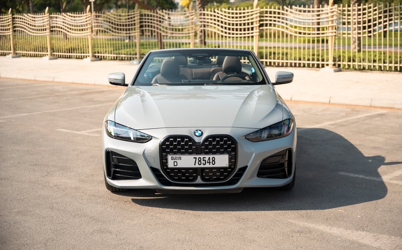BMW 420i (Nardo grijs), 2025 - lease-aanbiedingen in Abu Dhabi