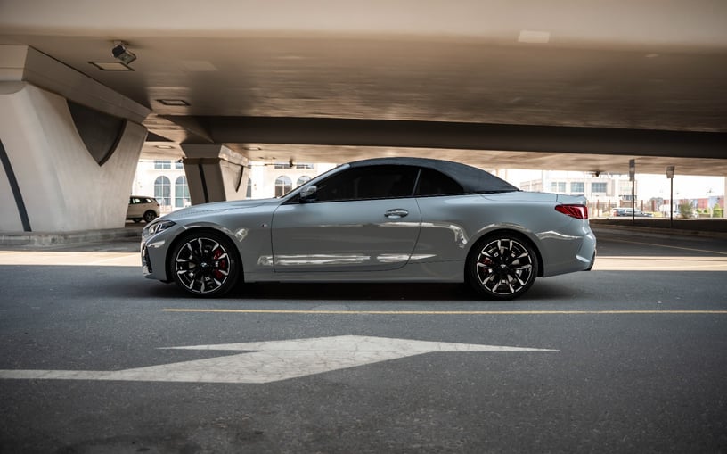 BMW 420i (Nardo gris), 2025 &agrave; louer &agrave; Sharjah