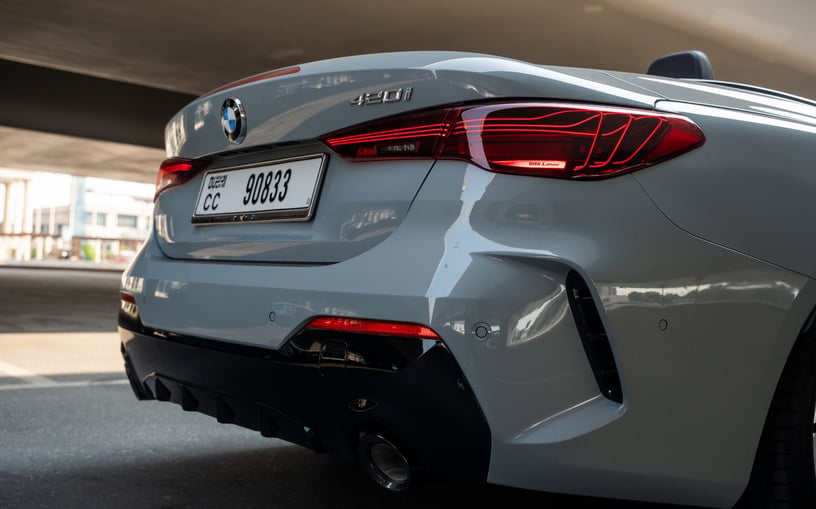 BMW 420i (Nardo gris), 2025 &agrave; louer &agrave; Sharjah