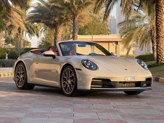 Porsche 911 / Carrera (Nardo gris), 2026 &agrave; louer &agrave; Abu Dhabi