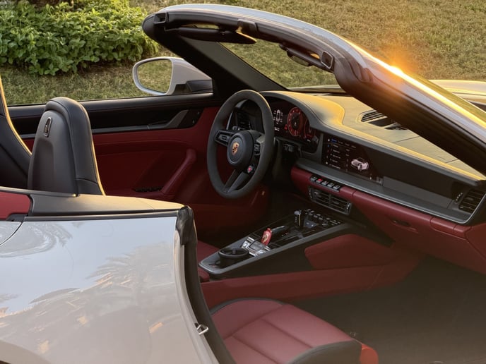 Porsche 911 / Carrera (Nardo gris), 2026 &agrave; louer &agrave; Abu Dhabi