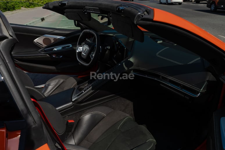 Chevrolet Corvette C8 (Oranje), 2021 te huur in Dubai