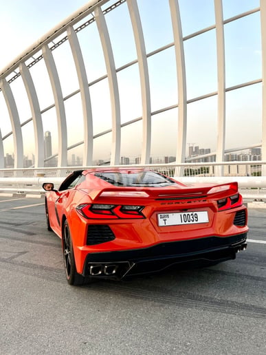 Chevrolet Corvette Spyder (Arancia), 2020 in affitto a Dubai