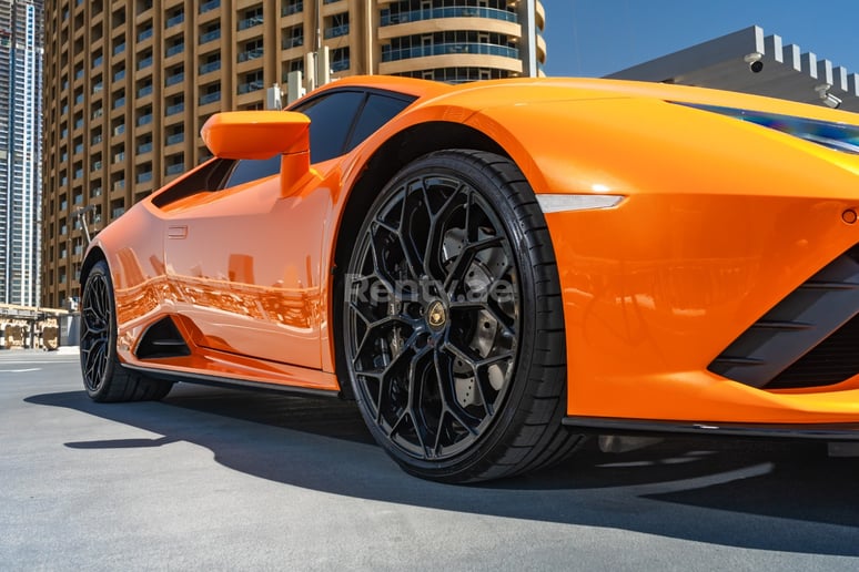 Lamborghini Huracan (Оранжевый), 2020 для аренды в Дубай
