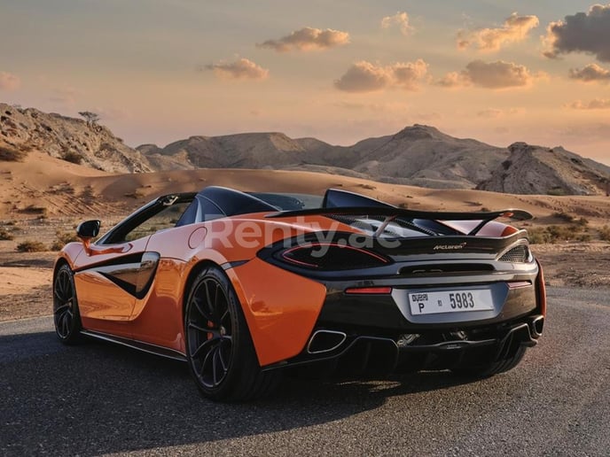 إيجار مكلارين 570S سبايدر (البرتقالي), 2019 في دبي