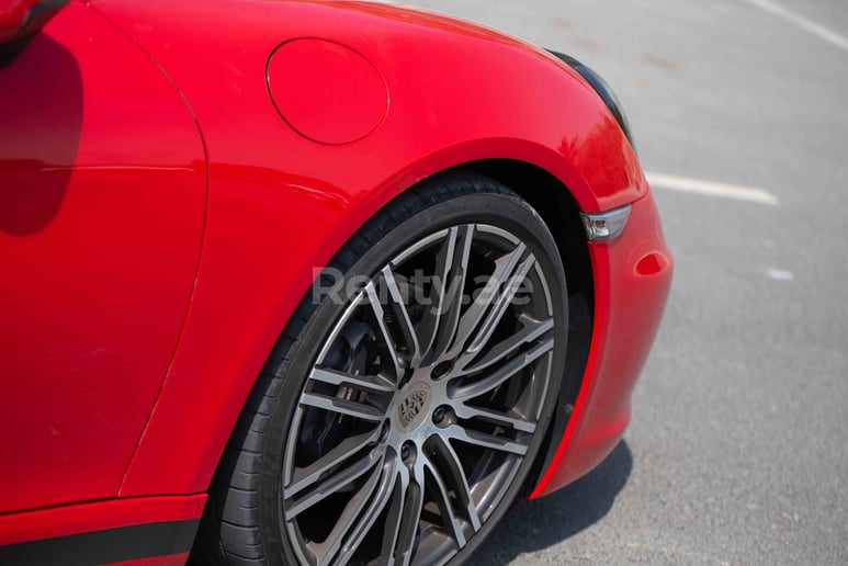 Porsche Boxster 981 (Красный), 2016 для аренды в Дубай