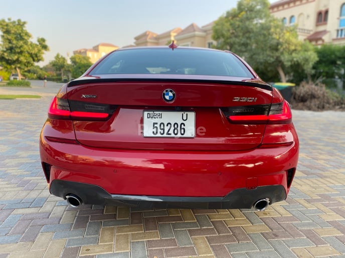 إيجار بي ام دبليو 3 سلسلة 2020 M Sport (أحمر), 2020 في دبي
